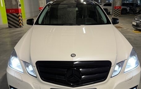 Mercedes-Benz E-Класс, 2012 год, 1 950 000 рублей, 2 фотография