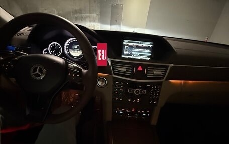 Mercedes-Benz E-Класс, 2012 год, 1 950 000 рублей, 10 фотография