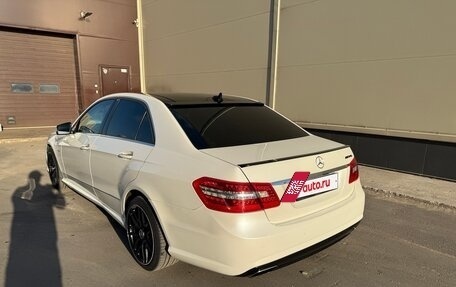 Mercedes-Benz E-Класс, 2012 год, 1 950 000 рублей, 14 фотография