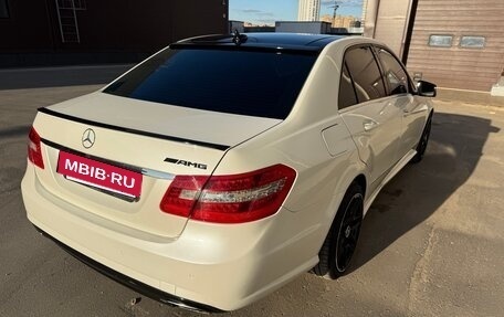 Mercedes-Benz E-Класс, 2012 год, 1 950 000 рублей, 13 фотография