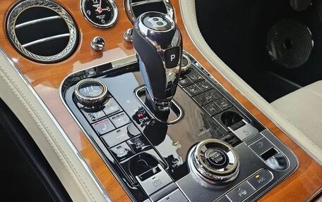 Bentley Continental GT III, 2021 год, 17 900 000 рублей, 11 фотография