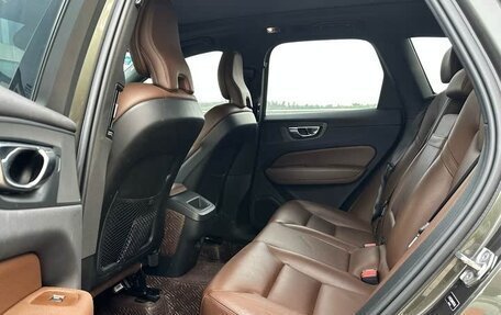 Volvo XC60 II, 2021 год, 2 890 000 рублей, 8 фотография