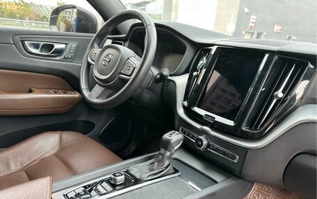 Volvo XC60 II, 2021 год, 2 890 000 рублей, 17 фотография