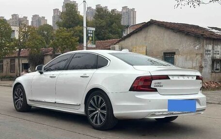 Volvo S90 II рестайлинг, 2021 год, 3 040 000 рублей, 11 фотография