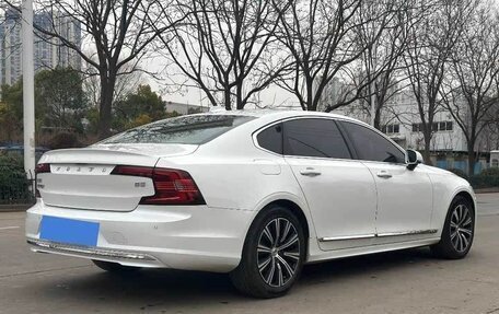 Volvo S90 II рестайлинг, 2021 год, 3 040 000 рублей, 13 фотография