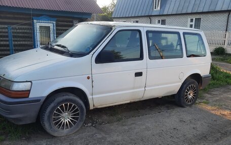Chrysler Voyager II, 1993 год, 170 000 рублей, 3 фотография