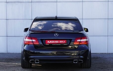 Mercedes-Benz E-Класс, 2010 год, 1 660 000 рублей, 4 фотография