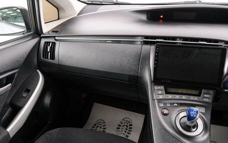 Toyota Prius, 2014 год, 1 249 000 рублей, 11 фотография