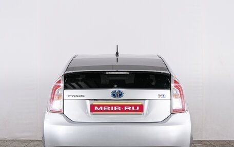 Toyota Prius, 2014 год, 1 249 000 рублей, 5 фотография