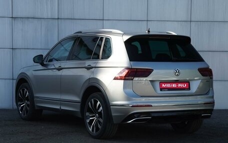 Volkswagen Tiguan II, 2019 год, 3 400 000 рублей, 2 фотография