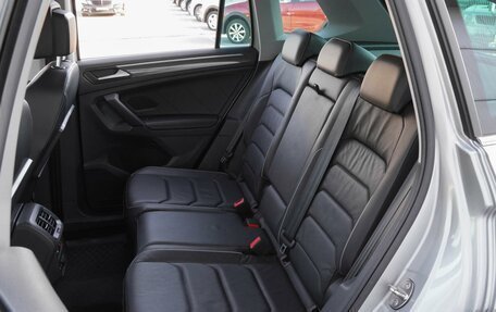 Volkswagen Tiguan II, 2019 год, 3 400 000 рублей, 9 фотография