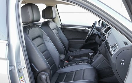 Volkswagen Tiguan II, 2019 год, 3 400 000 рублей, 8 фотография