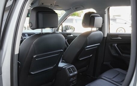 Volkswagen Tiguan II, 2019 год, 3 400 000 рублей, 11 фотография