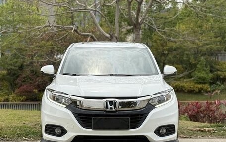 Honda Vezel, 2021 год, 1 310 600 рублей, 2 фотография
