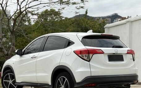 Honda Vezel, 2021 год, 1 310 600 рублей, 4 фотография