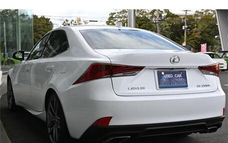 Lexus IS III, 2017 год, 2 350 035 рублей, 6 фотография