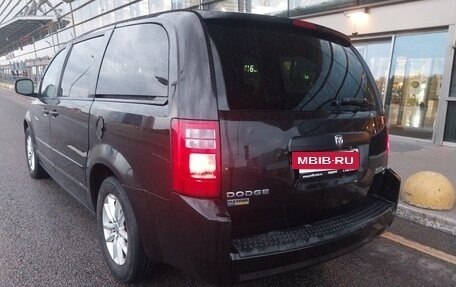 Dodge Caravan V, 2010 год, 1 250 000 рублей, 3 фотография