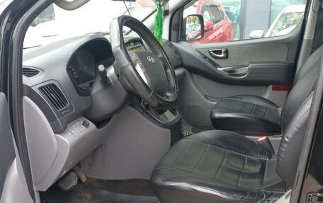 Hyundai H-1 II рестайлинг, 2010 год, 1 200 000 рублей, 4 фотография