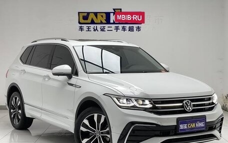 Volkswagen Tiguan II, 2022 год, 2 740 999 рублей, 4 фотография