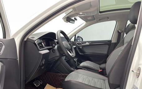 Volkswagen Tiguan II, 2022 год, 2 740 999 рублей, 12 фотография