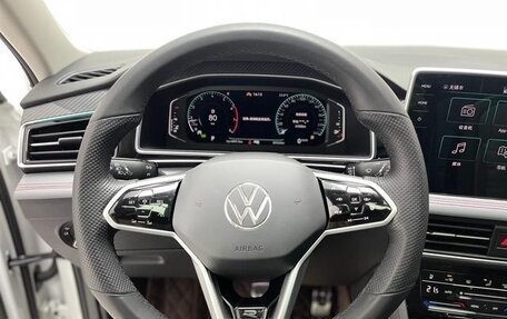 Volkswagen Tiguan II, 2022 год, 2 740 999 рублей, 22 фотография