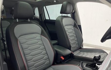 Volkswagen Tiguan II, 2022 год, 2 740 999 рублей, 28 фотография