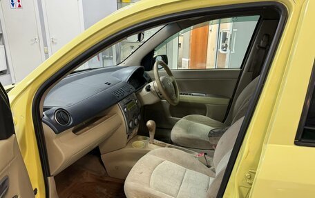 Mazda Demio III (DE), 2002 год, 339 000 рублей, 16 фотография