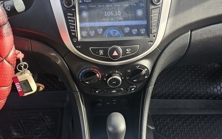 Hyundai Solaris II рестайлинг, 2016 год, 1 250 000 рублей, 17 фотография