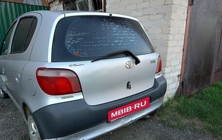 Toyota Yaris I рестайлинг, 2002 год, 290 000 рублей, 10 фотография