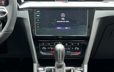 Volkswagen Passat CC, 2022 год, 2 820 999 рублей, 9 фотография