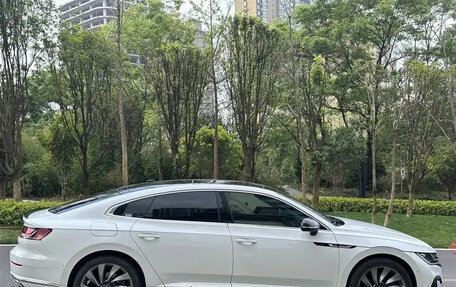 Volkswagen Passat CC, 2021 год, 2 425 855 рублей, 4 фотография