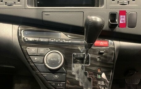 Toyota ISis I, 2011 год, 1 380 000 рублей, 10 фотография