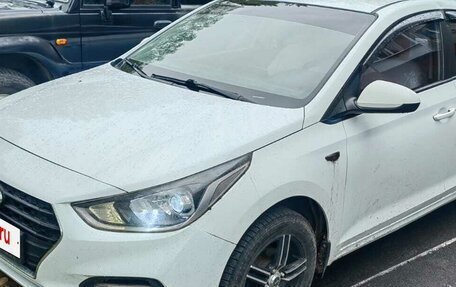 Hyundai Solaris II рестайлинг, 2018 год, 1 100 000 рублей, 5 фотография