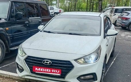 Hyundai Solaris II рестайлинг, 2018 год, 1 100 000 рублей, 2 фотография