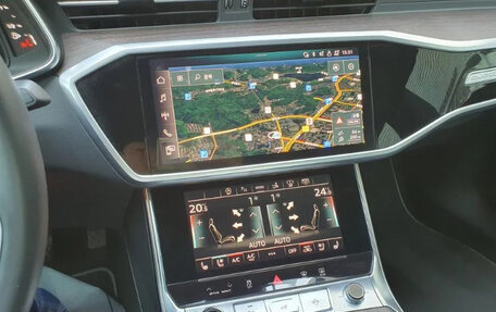 Audi A7, 2022 год, 4 500 000 рублей, 15 фотография