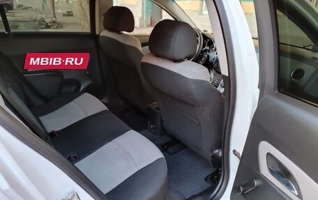 Chevrolet Cruze II, 2013 год, 800 000 рублей, 5 фотография