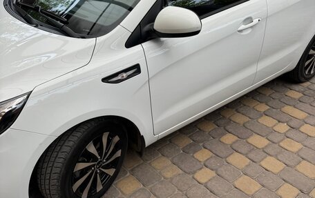 KIA Rio III рестайлинг, 2017 год, 1 335 000 рублей, 2 фотография