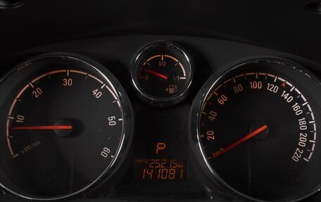 Opel Antara I, 2013 год, 1 399 000 рублей, 15 фотография