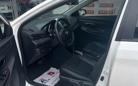 Toyota Yaris XP150 рестайлинг, 2021 год, 1 190 000 рублей, 6 фотография