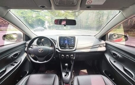 Toyota Yaris XP150 рестайлинг, 2020 год, 1 200 000 рублей, 6 фотография