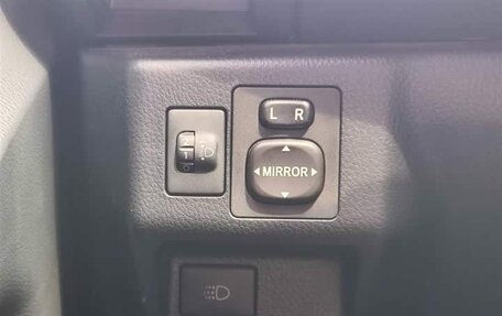 Toyota Yaris XP150 рестайлинг, 2020 год, 1 200 000 рублей, 10 фотография