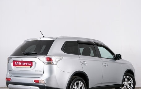 Mitsubishi Outlander III рестайлинг 3, 2014 год, 1 489 000 рублей, 7 фотография