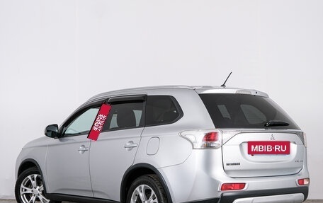 Mitsubishi Outlander III рестайлинг 3, 2014 год, 1 489 000 рублей, 5 фотография