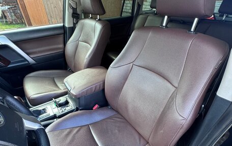 Toyota Land Cruiser Prado 150 рестайлинг 2, 2015 год, 4 085 000 рублей, 9 фотография