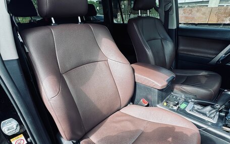 Toyota Land Cruiser Prado 150 рестайлинг 2, 2015 год, 4 085 000 рублей, 6 фотография