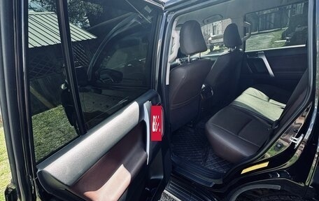 Toyota Land Cruiser Prado 150 рестайлинг 2, 2015 год, 4 085 000 рублей, 16 фотография