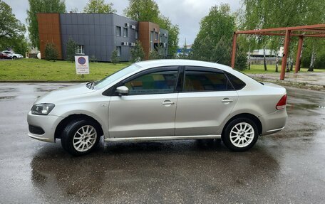Volkswagen Polo VI (EU Market), 2013 год, 430 000 рублей, 2 фотография