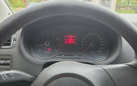 Volkswagen Polo VI (EU Market), 2013 год, 430 000 рублей, 9 фотография