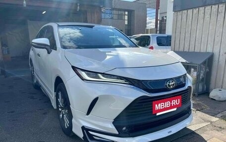 Toyota Harrier, 2022 год, 2 471 000 рублей, 3 фотография