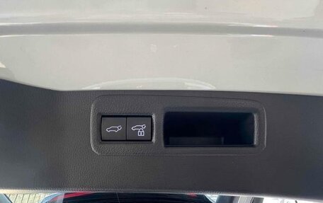 Toyota Harrier, 2022 год, 2 471 000 рублей, 8 фотография